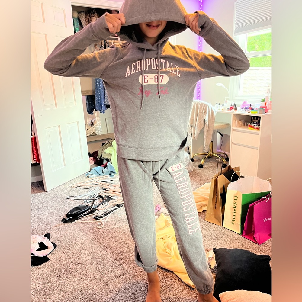 Girls Aeropostale sweat outfit size XS